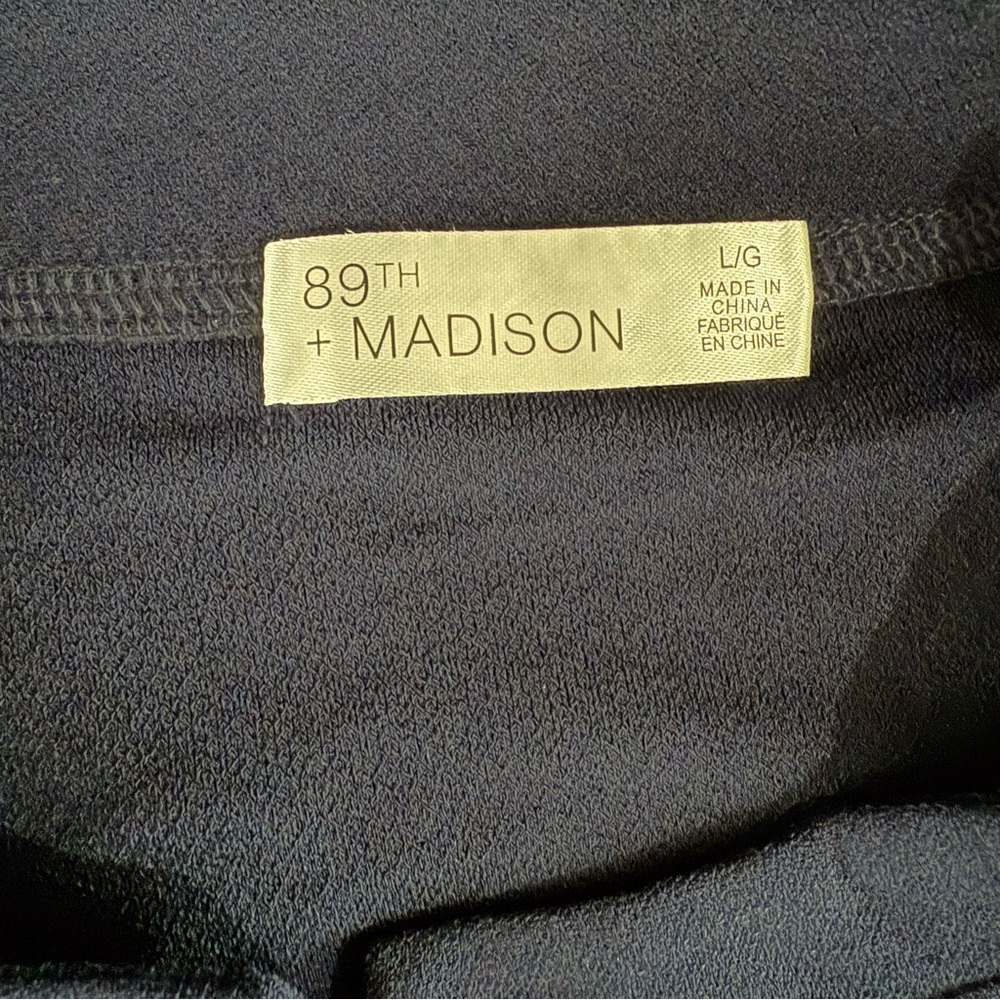 NWT 89th + Madison Large Navy Blue Balloon Sleeve Blouse Stretch Perl Button - Picture 2 of 6